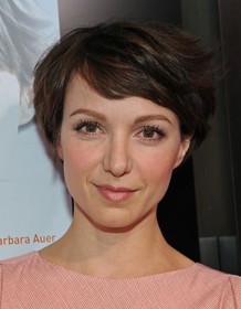 Julia Koschitz