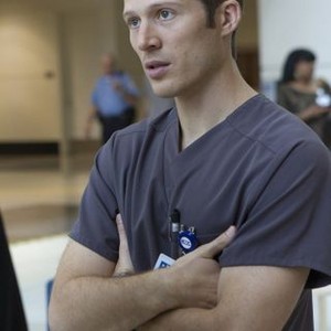 THE MOB DOCTOR, Zach Gilford, 'Family Secrets', Season 1, Ep. #2, 09/24/2012, ©FOX