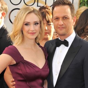 Josh Charles, Sophie Flack at arrivals for 71st Golden Globes Awards - Arrivals, The Beverly Hilton Hotel, Beverly Hills, CA January 12, 2014. Photo By: Linda Wheeler/Everett Collection