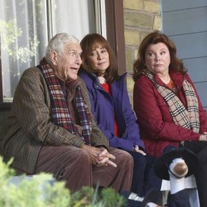 The Middle, Jerry Van Dyke (L), Patricia Heaton (C), Marsha Mason (R), 'Thanksgiving V', Season 5, Ep. #7, 11/20/2013, ©ABC