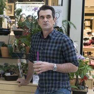 Modern Family Season 9 Episode 18 Rotten Tomatoes