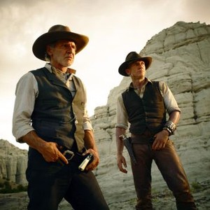 COWBOYS  ALIENS, from left: Harrison Ford, Daniel Craig, 2011. ph: Timothy White/©Universal Pictures