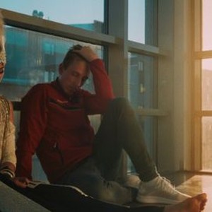 Disco (2019) photo 9