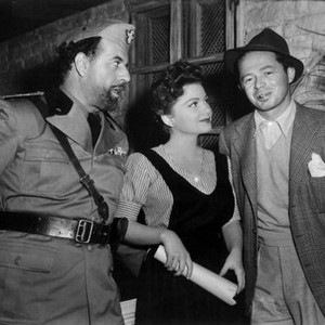 FIVE GRAVES TO CAIRO, Fortunio Bonanova, Anne Baxter, director Billy Wilder on set, 1943