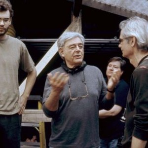 TIMELINE, director Richard Donner (center), cinematographer Caleb Deschanel, on set, 2003. (c) Paramount