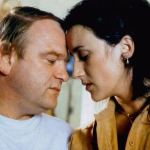 THE GENERAL, from left: Brendan Gleeson, Maria Doyle Kennedy, 1998, © Sony Pictures Classics