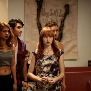 HELLO, MY NAME IS FRANK, from left: Hayley Kiyoko, Travis Caldwell, Nate Hartley, Mary Kate Wiles, Rachel DiPillo, 2014. © Vision Films