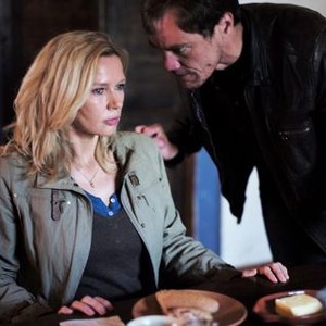 SALT AND FIRE, FROM LEFT: VERONICA FERRES, MICHAEL SHANNON, 2016. © XLRATOR MEDIA