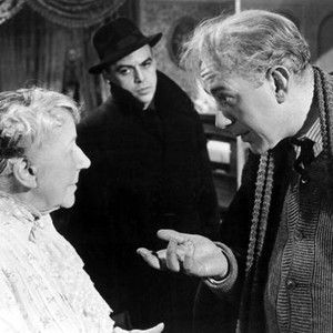 THE LADYKILLERS, Katie Johnson, Herbert Lom, Alec Guinness, 1955