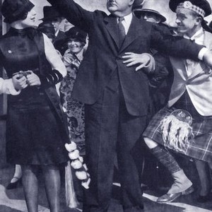 Putting Pants on Philip (1927) photo 6