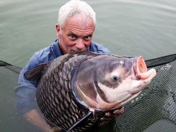 River Monsters | Rotten Tomatoes