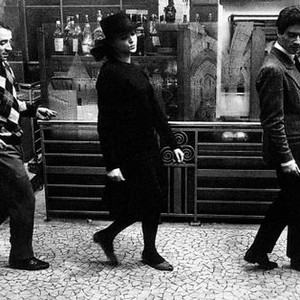 BAND OF OUTSIDERS, (aka BANDE A PART), from left: Claude Brasseur, Anna Karina, Sami Frey, 1964