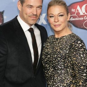 Eddie Cibrian, LeAnn Rimes at arrivals for 2013 American Country Awards (ACA''s), Mandalay Bay, Las Vegas, NV December 10, 2013. Photo By: James Atoa/Everett Collection