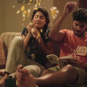 KALI, FROM LEFT: SAI PALLAVI, DULQUER SALMAAN, 2016. © CENTRAL PICTURES