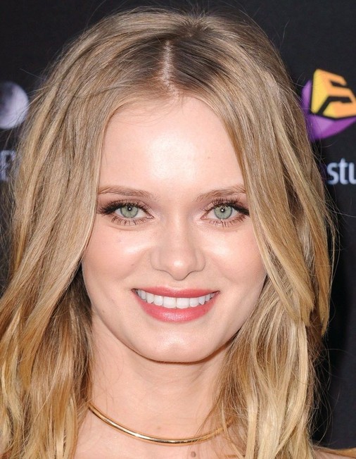 Sara Paxton