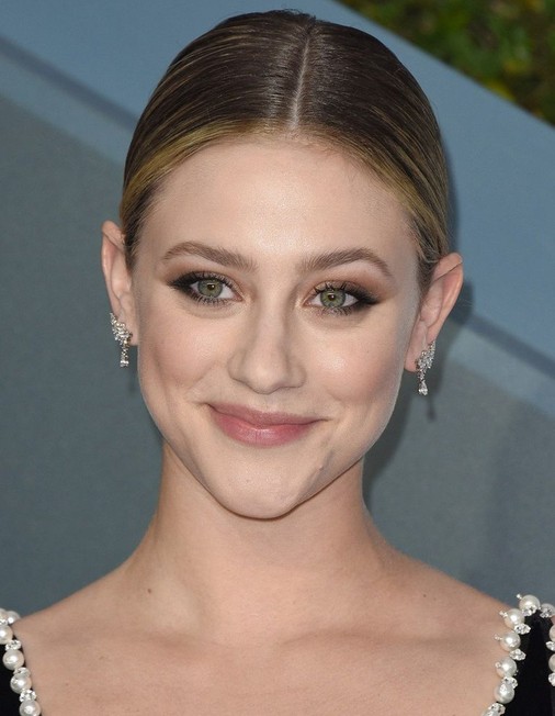 Lili Reinhart