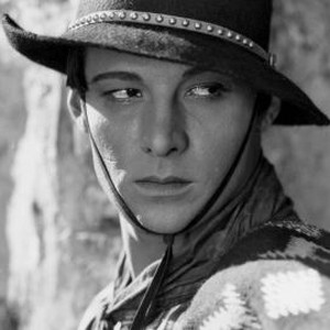 The Legend of Rudolph Valentino (1961) photo 4