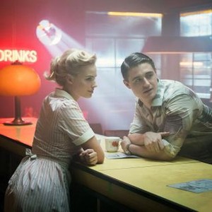 TERMINAL, FROM LEFT: MARGOT ROBBIE, MAX IRONS, 2018. © RLJE FILMS