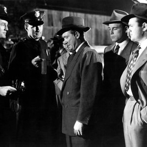 HE WALKED BY NIGHT, Roy Roberts, Scott Brady,James Cardwell, with uniformed cops, 1948.