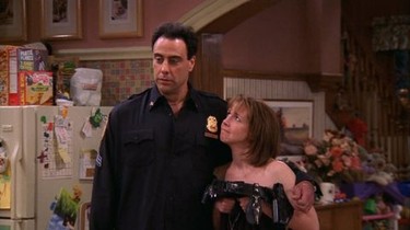 Everybody Loves Raymond: Season 3, Episode 25 | Rotten Tomatoes