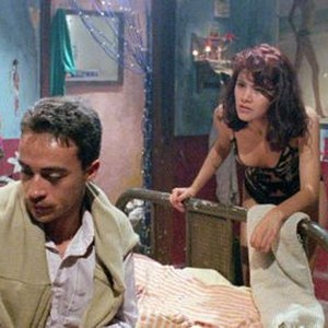 HIGHWAY PATROLMAN, (AKA EL PATRULLERO), FROM LEFT: ROBERTO SOSA, VANESSA BAUCHE, 1991, (2018 RE-RELEASE). © KINO LORBER