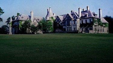 Dark Shadows: The Beginning | Rotten Tomatoes