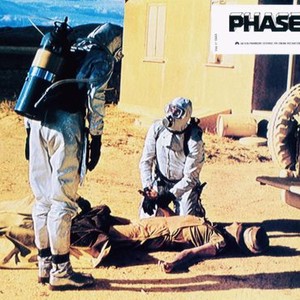 PHASE IV, Nigel Davenport (left), Robert Henderson (on ground), Michael Murphy (kneeling), 1974