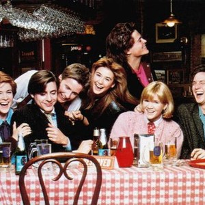 ST. ELMO'S FIRE, from left, Ally Sheedy, Judd Nelson, Emilio Estevez, Demi Moore, Mare Winningham, Rob Lowe, Andrew McCarthy, 1985, ©Columbia Pictures