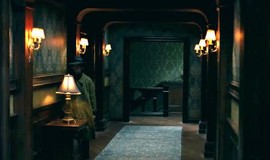 The Haunting of Hill House: Season 1 Clip - Hallway