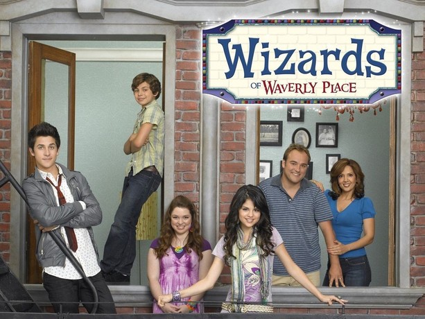 Wizards of waverly place season 1 hot sale