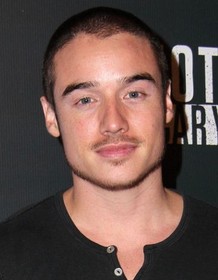 Brando Eaton