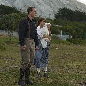 (L-R) Michael Fassbender as Tom Sherbourne and Alicia Vikander Isabel Sherbourne in "The Light Between Oceans." photo 17