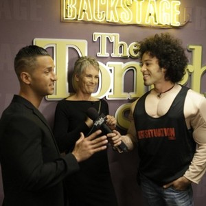 The Tonight Show With Jay Leno, Mike "The Situation" Sorrentino (L), Jamie Lee Curtis (C), Bryan Branly (R), 'Season', ©NBC