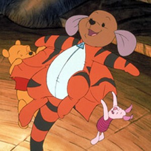 Pooh and Piglet give Roo a lesson in how to be a Tigger in Disney's The Tigger Movie photo 7