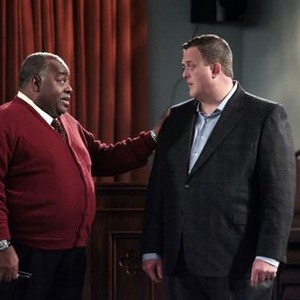 Mike and Molly, Reginald Veljohnson (L), Billy Gardell (R), 09/20/2010, ©CBS