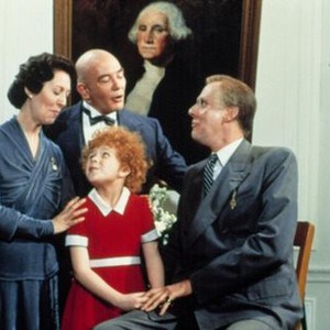 ANNIE, Lois De Banzie, Albert Finney, Aileen Quinn, Edward Herrmann, 1982