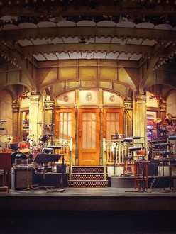 Saturday night live season 44 episode 18 sales