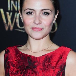 Italia Ricci at arrivals for INTO THE WOODS World Premiere - Part 2, Ziegfeld Theatre, New York, NY December 8, 2014. Photo By: Gregorio T. Binuya/Everett Collection