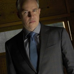 Jay Karnes as Craig Lindauer