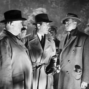 CONFLICT, Sydney Greenstreet, Humphrey Bogart, James Flavin, 1945