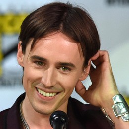 Reeve Carney - Rotten Tomatoes