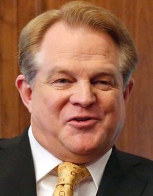 Gordon Robertson