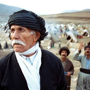 MAROONED IN IRAQ, (aka GOMGASHTEI DAR ARAGH), Shahab Ebrahimi, Faegh Mohammadi, Allah-Morad Rashtian, 2002, (c) Wellspring Media