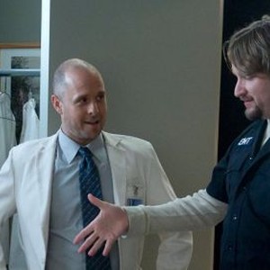 Nurse Jackie, Paul Schulze (L), Lenny Jacobson (R), 'Years of Service', Season 2, Ep. #12, 06/07/2010, ©SHO
