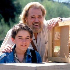ESCAPE TO GRIZZLY MOUNTAIN, Miko Hughes, Dan Haggerty, 2000, ©MGM