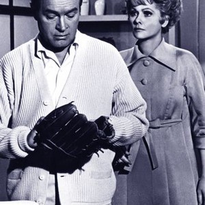 Critic's Choice (1963) photo 8