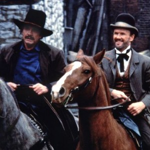 The Last Days of Frank and Jesse James (1986) photo 1
