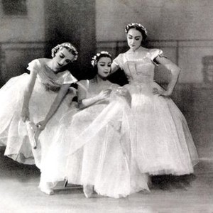 BALLETS RUSSES, Tatiana Riabouchinska, Tamara Toumanova, Irina Baronova, c 1934, 2005, ©Zeitgeist Films
