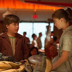 Thomas Robinson as Frank and Raffey Cassidy as Athena in "Tomorrowland." photo 15