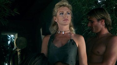 Cannibal Women in the Avocado Jungle of Death | Rotten Tomatoes